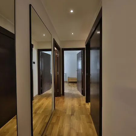 Apartment Palace Center *